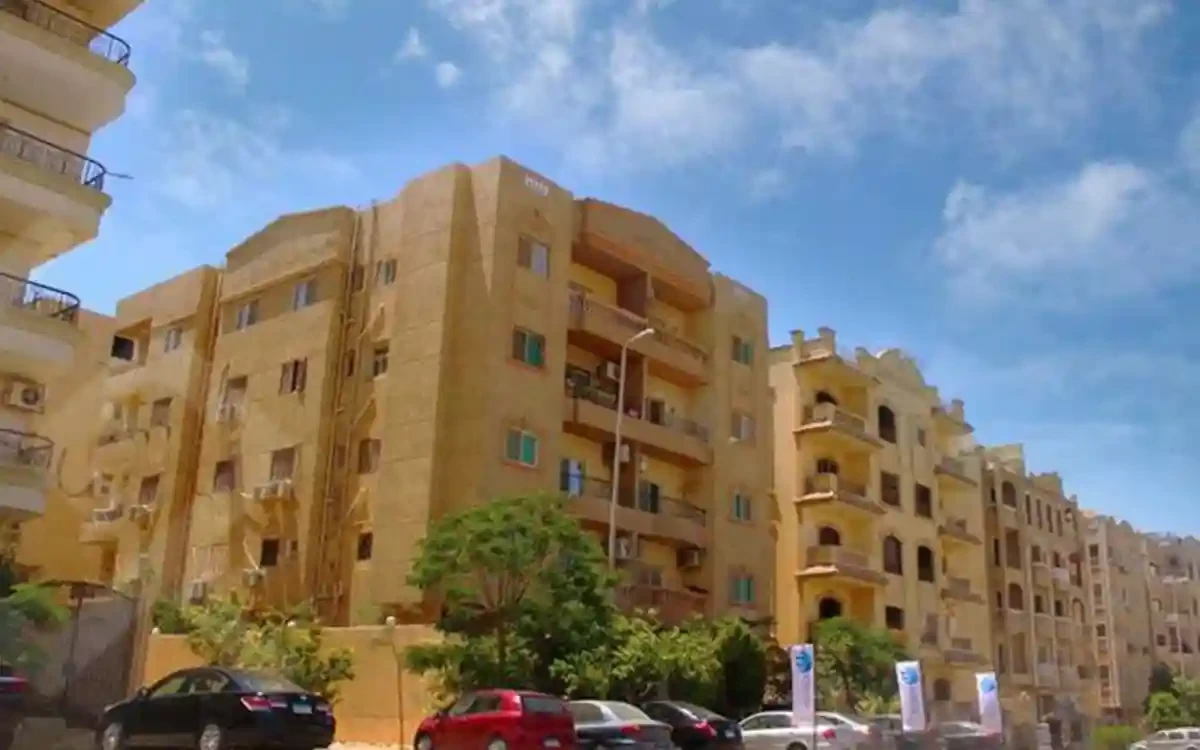 Apartment 157m for sale in Acacia Compound in front of Gate 6 Al Rehab New Cairo